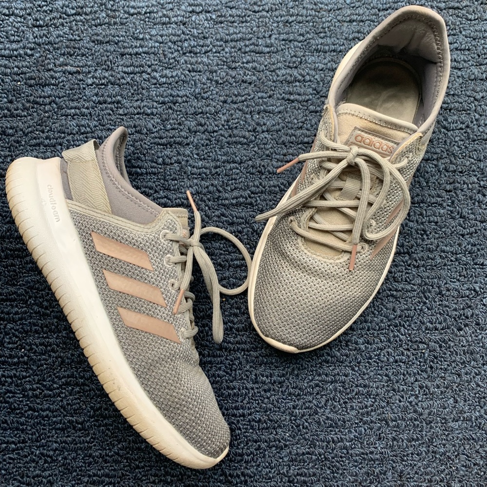 Adidas women Cloudfoam Sneakers